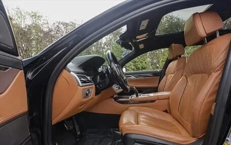BMW 7 серия, 2022 год, 6 400 000 рублей, 11 фотография