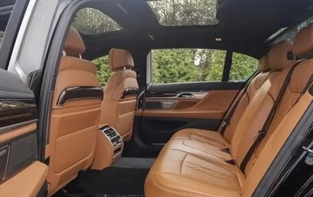 BMW 7 серия, 2022 год, 6 400 000 рублей, 34 фотография