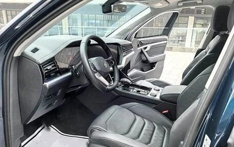 Volkswagen Touareg III, 2022 год, 3 900 200 рублей, 10 фотография