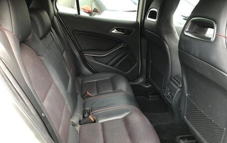 Mercedes-Benz GLA, 2016 год, 1 270 000 рублей, 14 фотография