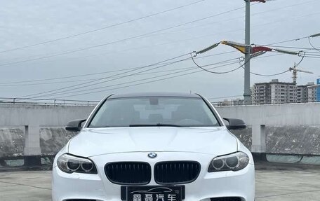 BMW 5 серия, 2017 год, 2 446 000 рублей, 2 фотография