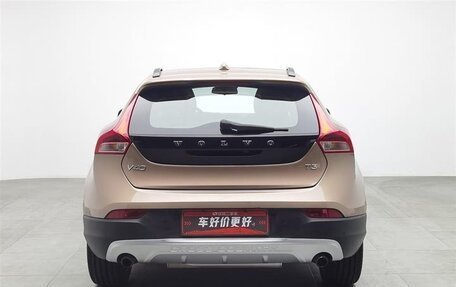 Volvo V40 II рестайлинг, 2017 год, 1 533 000 рублей, 4 фотография