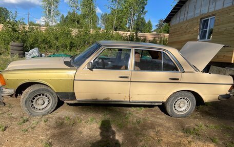 Mercedes-Benz W123, 1981 год, 180 000 рублей, 3 фотография