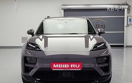 Porsche Macan, 2024 год, 14 828 000 рублей, 2 фотография