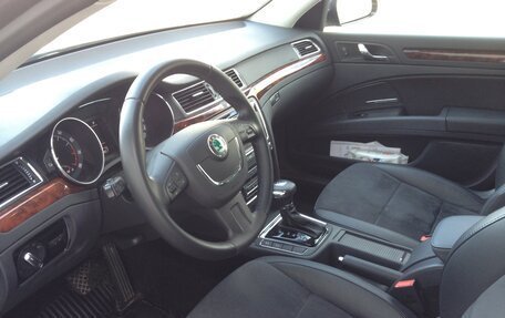 Skoda Superb III рестайлинг, 2012 год, 1 000 000 рублей, 7 фотография