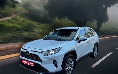 Toyota RAV4, 2020 год, 3 222 111 рублей, 1 фотография