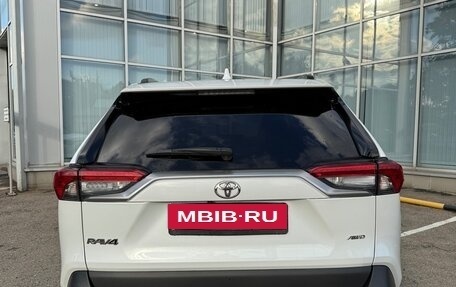 Toyota RAV4, 2020 год, 3 222 111 рублей, 5 фотография