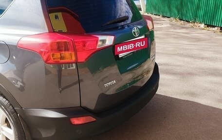 Toyota RAV4, 2013 год, 1 850 000 рублей, 5 фотография
