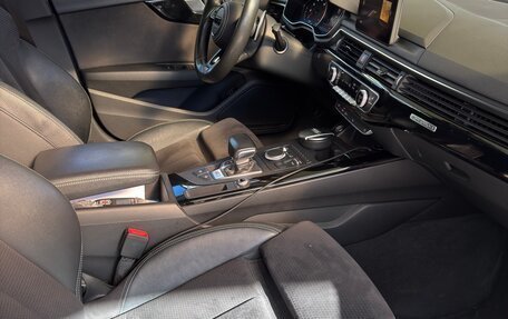 Audi A4, 2016 год, 2 500 000 рублей, 15 фотография