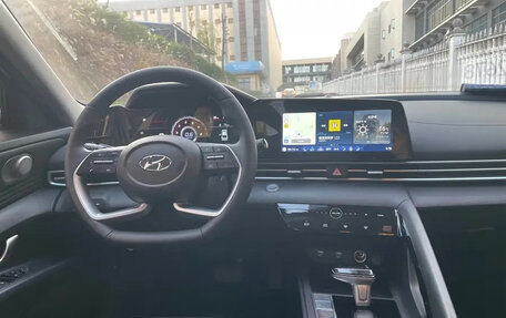Hyundai Elantra, 2022 год, 1 150 000 рублей, 11 фотография