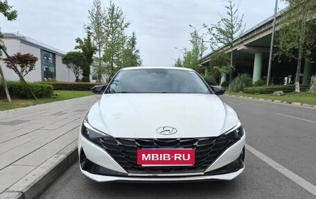 Hyundai Elantra, 2021 год, 1 150 000 рублей, 2 фотография