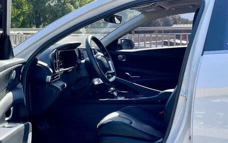 Hyundai Elantra, 2021 год, 1 150 000 рублей, 8 фотография