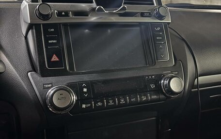 Toyota Land Cruiser Prado 150 рестайлинг 2, 2016 год, 4 500 000 рублей, 9 фотография