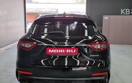 Maserati Levante I, 2021 год, 3 970 000 рублей, 4 фотография