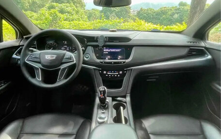 Cadillac XT5 I рестайлинг, 2021 год, 2 300 000 рублей, 4 фотография