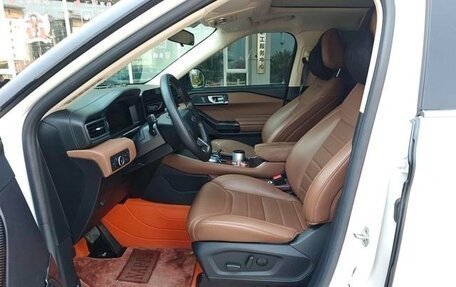 Ford Explorer VI, 2024 год, 4 945 000 рублей, 8 фотография
