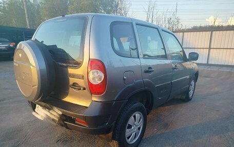 Chevrolet Niva I рестайлинг, 2004 год, 400 000 рублей, 7 фотография