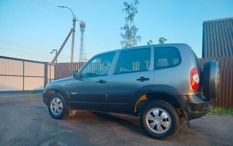 Chevrolet Niva I рестайлинг, 2004 год, 400 000 рублей, 6 фотография