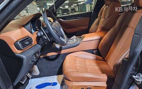 Maserati Levante I, 2021 год, 4 387 000 рублей, 6 фотография