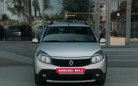 Renault Sandero I, 2014 год, 880 000 рублей, 2 фотография
