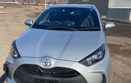 Toyota Yaris, 2020 год, 1 099 999 рублей, 1 фотография