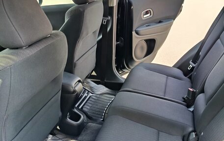 Honda Vezel, 2015 год, 1 365 000 рублей, 12 фотография