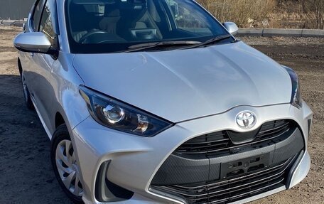 Toyota Yaris, 2020 год, 1 099 999 рублей, 10 фотография