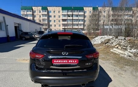Infiniti FX II, 2011 год, 1 500 000 рублей, 2 фотография
