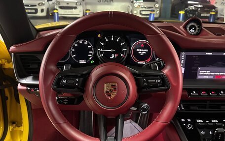 Porsche 911, 2021 год, 10 500 000 рублей, 13 фотография