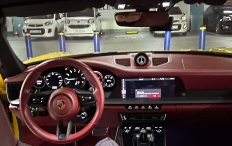 Porsche 911, 2021 год, 10 500 000 рублей, 14 фотография