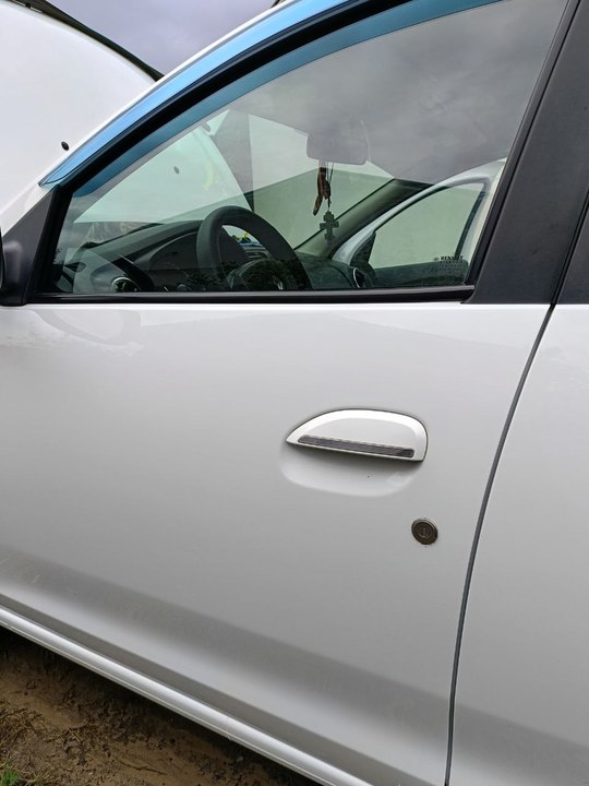 Renault Logan II, 2016 год, 920 000 рублей, 5 фотография