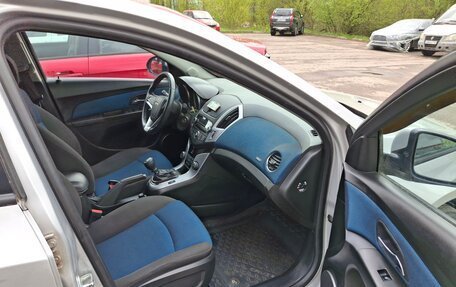 Chevrolet Cruze II, 2013 год, 530 000 рублей, 3 фотография