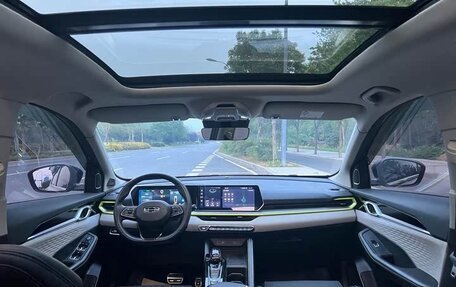 Geely Coolray I, 2022 год, 1 650 000 рублей, 12 фотография