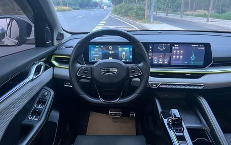 Geely Coolray I, 2022 год, 1 650 000 рублей, 13 фотография