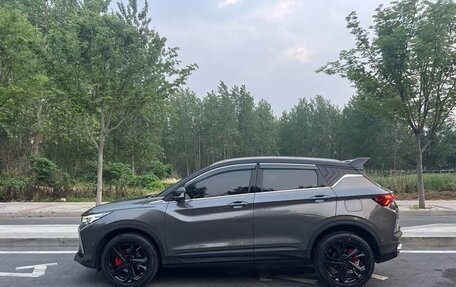 Geely Coolray I, 2022 год, 1 650 000 рублей, 5 фотография
