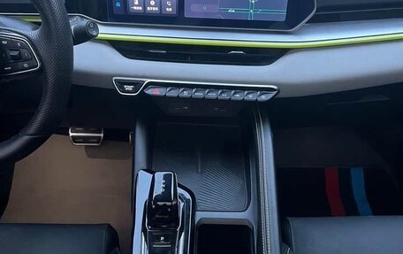 Geely Coolray I, 2022 год, 1 650 000 рублей, 18 фотография