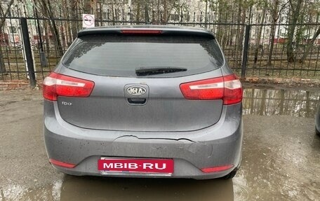 KIA Rio III рестайлинг, 2013 год, 900 000 рублей, 6 фотография