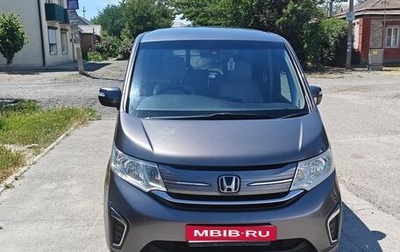 Honda Stepwgn IV, 2017 год, 1 950 000 рублей, 1 фотография