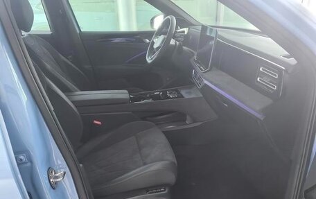 Volkswagen Tiguan, 2024 год, 3 571 000 рублей, 6 фотография