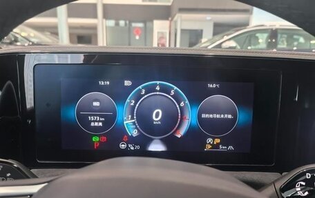 Volkswagen Tiguan, 2024 год, 3 571 000 рублей, 8 фотография