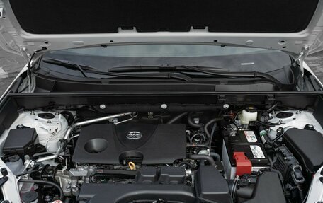 Toyota RAV4, 2024 год, 4 650 000 рублей, 10 фотография