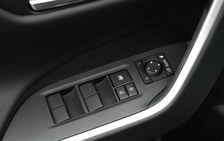 Toyota RAV4, 2024 год, 4 650 000 рублей, 24 фотография