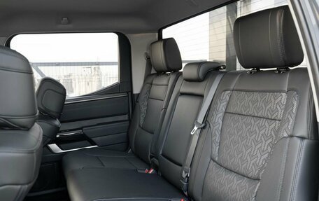 Toyota Tundra, 2023 год, 11 900 000 рублей, 27 фотография