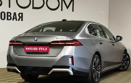 BMW 5 серия, 2024 год, 8 700 000 рублей, 2 фотография