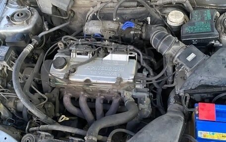 Mitsubishi Carisma I, 2000 год, 107 000 рублей, 6 фотография