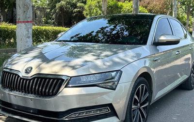 Skoda Superb III рестайлинг, 2021 год, 2 000 000 рублей, 1 фотография