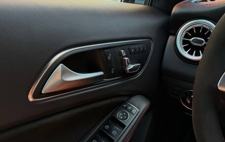 Mercedes-Benz GLA AMG, 2017 год, 2 850 000 рублей, 11 фотография
