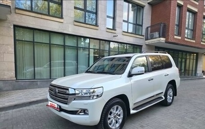 Toyota Land Cruiser 200, 2017 год, 5 000 000 рублей, 1 фотография