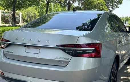 Skoda Superb III рестайлинг, 2021 год, 2 000 000 рублей, 4 фотография