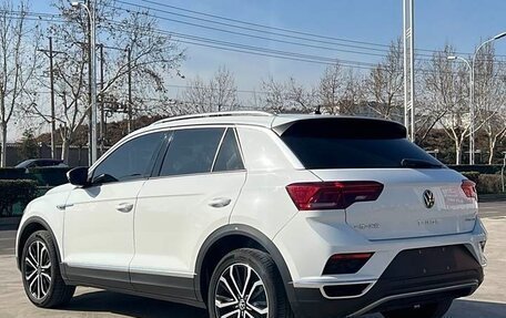 Volkswagen T-Roc I, 2021 год, 1 559 000 рублей, 7 фотография